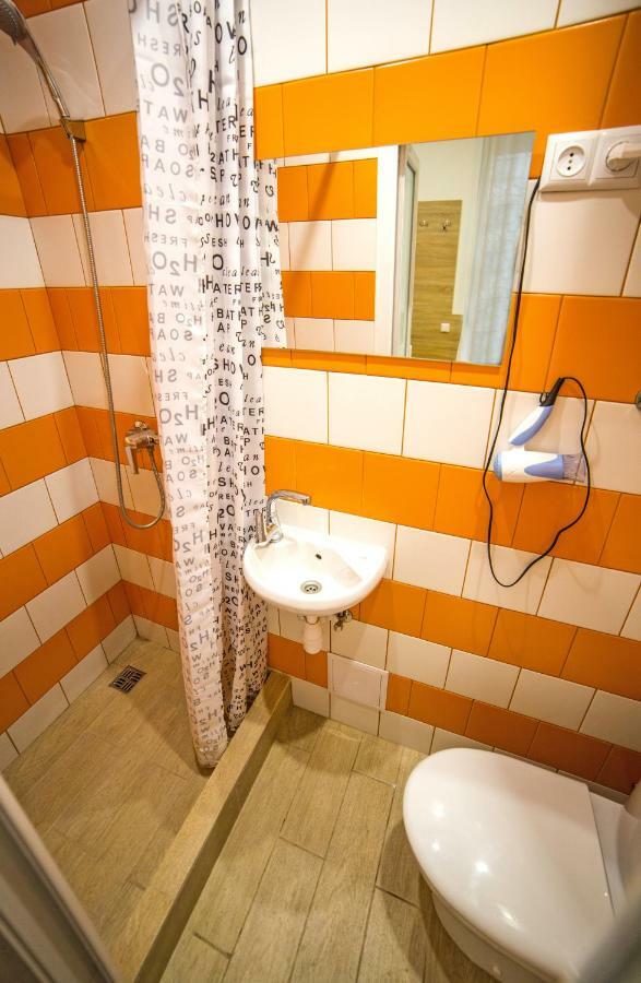 Smart -Апартаменти В Центрі Львова - 2 Хв До Оперного Театру エクステリア 写真
